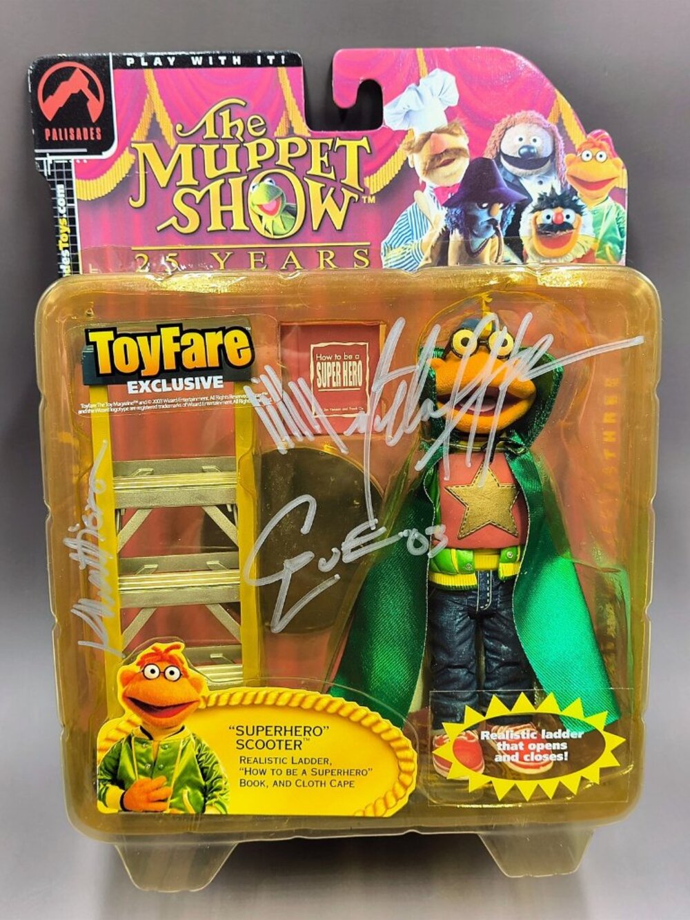 Palisades Superhero Scooter Action Figure Muppets Playset Toyfare Exclusive